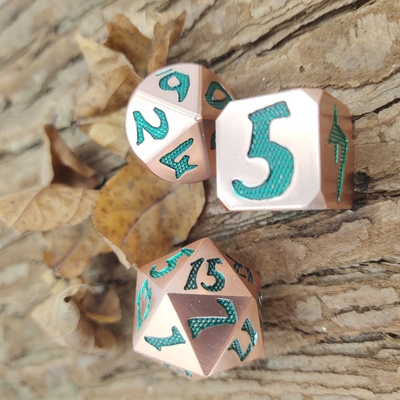 Small RPG Role Sharp Edge Luxury RPG Dice Set Neat Sharp Edges Green Metal Copper