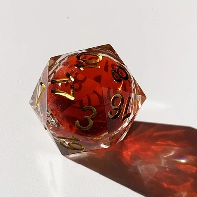 RPG Game Blood Dice Set Red Liquid Core Dice Resin Dragon And Dungeon