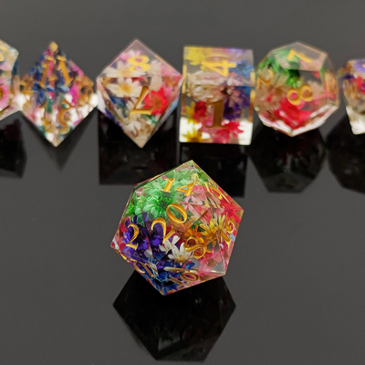 Wear Resistant Resin DND Dice Hand Pouring Polyhedral Sharp Edge