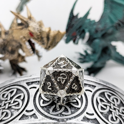 Multi -Faceted Metal RPG Dice Flying Dragon Solid Smooth Dragon DND