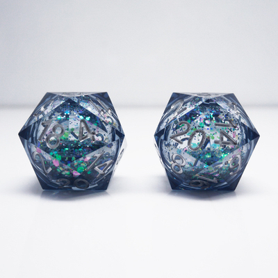 One Sequined Liquid Flow Sand Resin Dice# Dnd#Rpg#Coc Smooth Edge