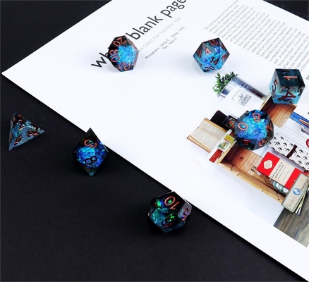 Blue plus black ore resin character plays a multi -noodle dice set dnd dice