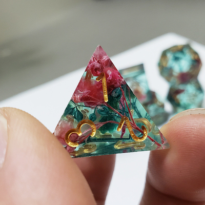 Dried flowers Resin Boarding Dice Set Dragon and Dungeon