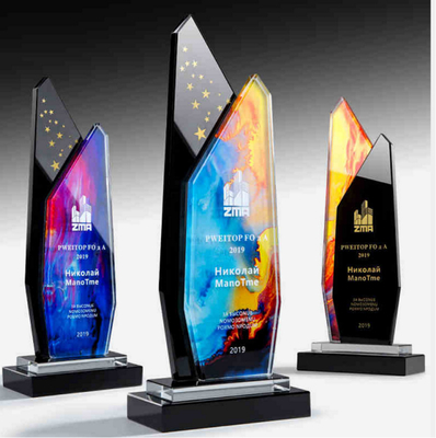 Multi Color Crystal Resin Trophy Clear And Wear Resistant